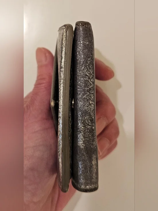 BALENCIAGA Silver Crinkle Trifold Compact Wallet - Picture 5 of 11